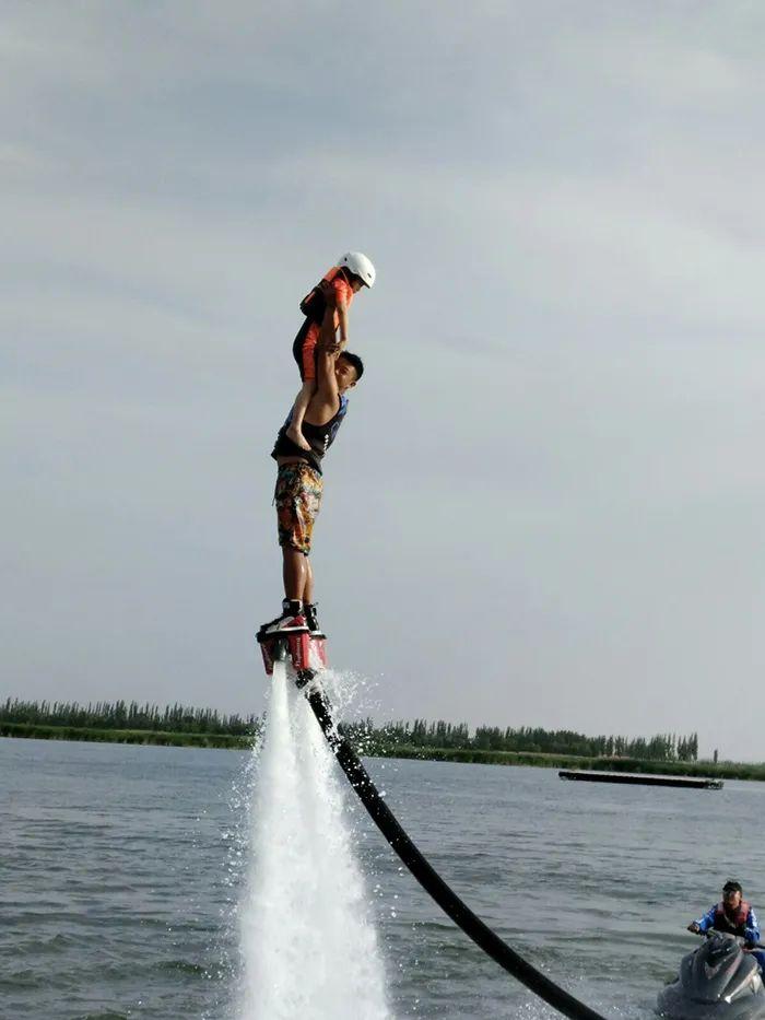 水上飞人